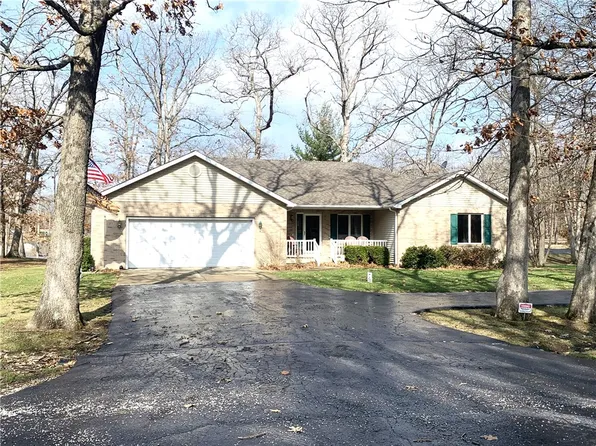 68 Beyers Lake Est, Pana, IL 62557
