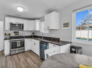 1992 W Afton Cir #1, Layton, UT 84041