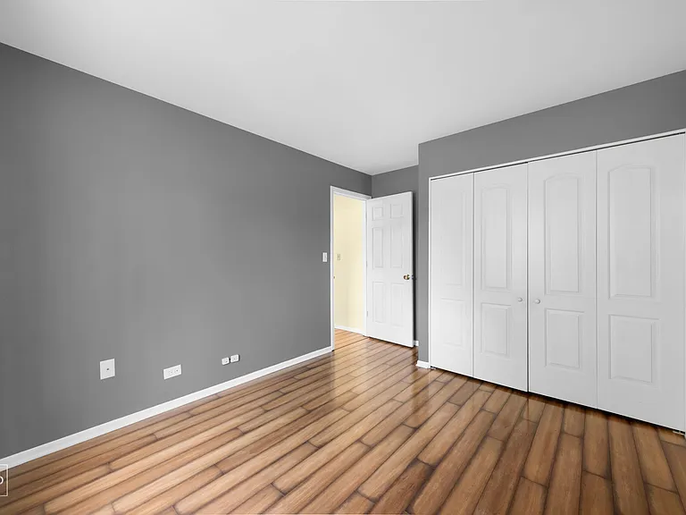 7922 Knottingham Cir #B — Photo 14