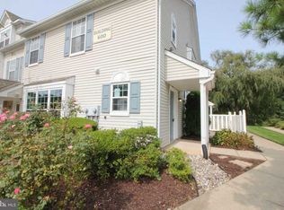 604 Oswego Ct #604, Mount Laurel, NJ 08054