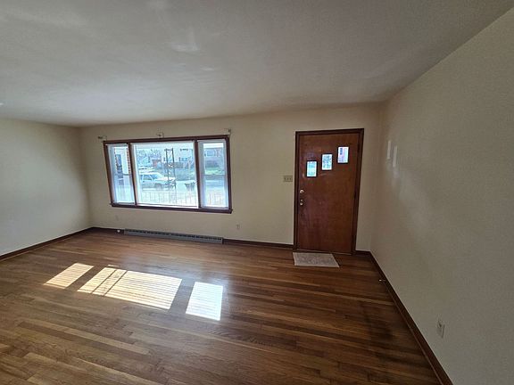 4th image of 3303 Saint Charles St