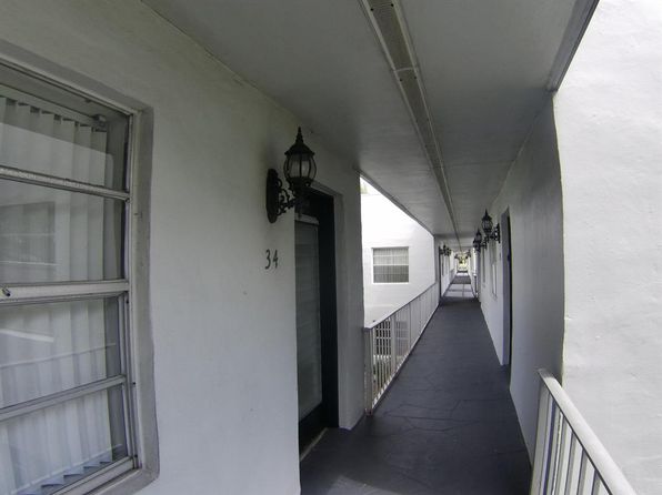 34 Normandy Ln #A