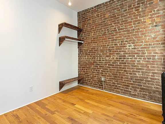 5th image of 62 New York Ave #1R