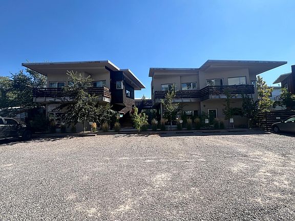 2nd image of 922 Shoofly St #D