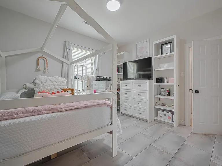 4227 Lodge Ranch Ct — Photo 32