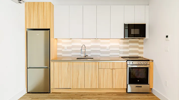 Rented by Nooklyn NYC LLC | media 22