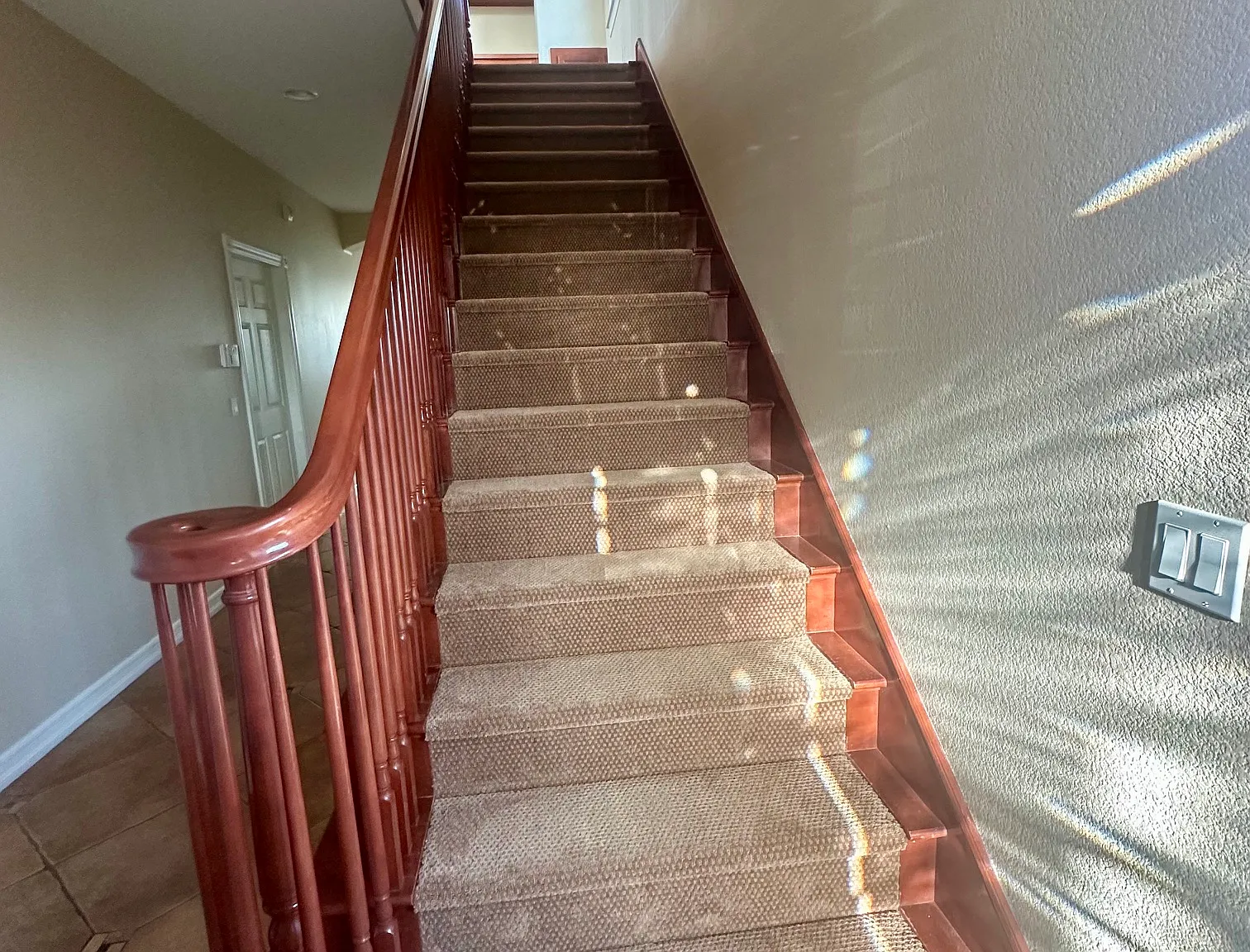 3 bed, 2.5 bath, 2303 sqft, $4,495 — Photo 4