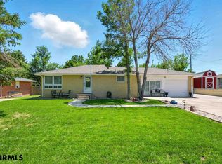 2005 Country Club Rd, Gering, NE 69341