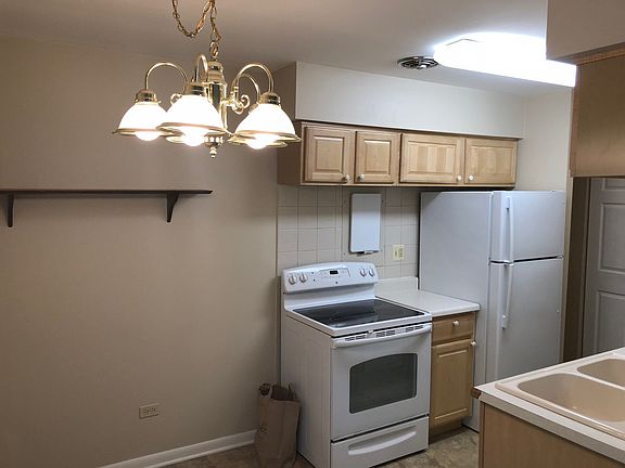 5th image of 705 W Park Ave APT 10
