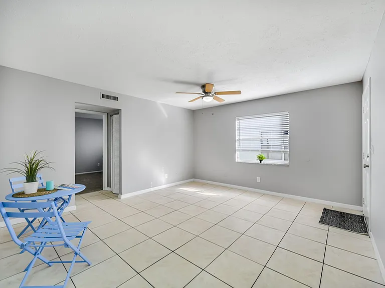 Timber Trace Apartments — Photo 14