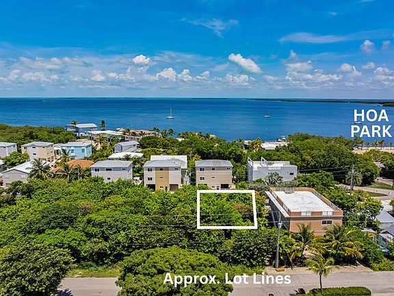 2nd image of Lake View Dr