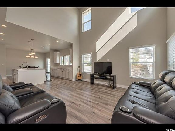 3rd image of 6666 W Terrace Sky Ln