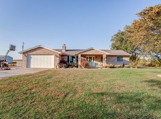 401 Nashville Rd, Lenzburg, IL 62255