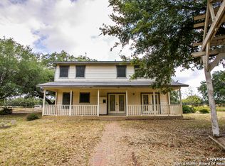 145 Longhorn Ln, Poteet, TX 78065