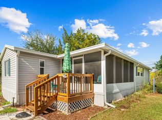 200 Iroquois St, Satsuma, FL 32189