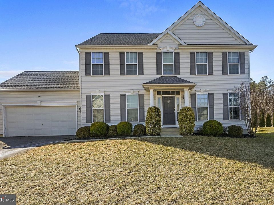 1st image of 363 Grayton Dr