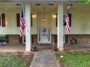 1010 Grace Dr, Johnson City, TN 37604