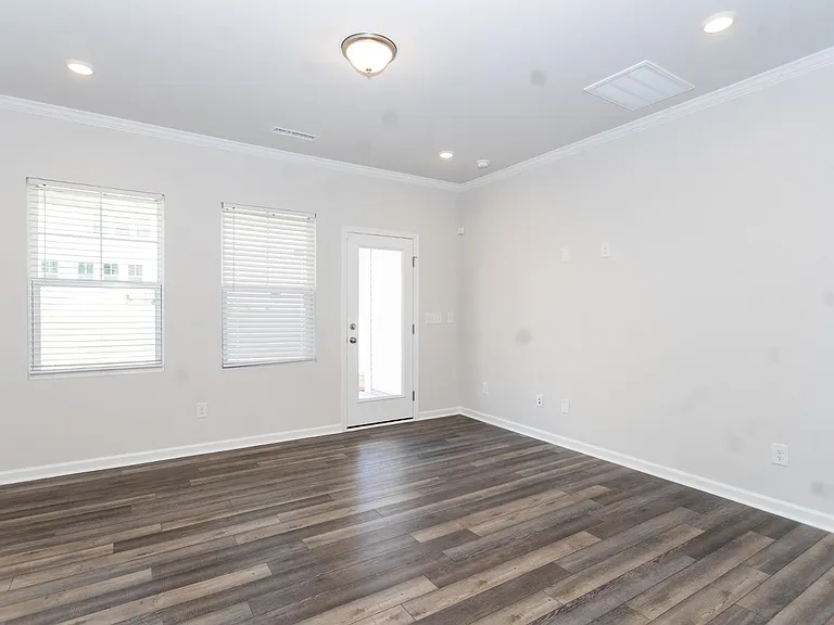 710 Spoonbill Trl — Photo 12