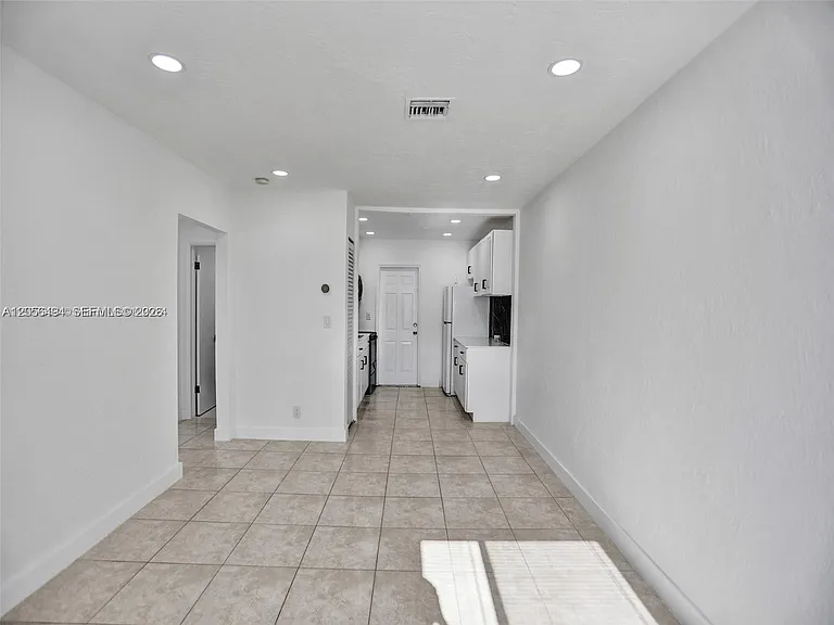 708 N 20th Ct #1-2 — Photo 11