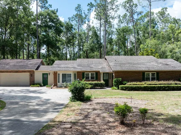 23350 Meadowview Dr, Live Oak, FL 32064