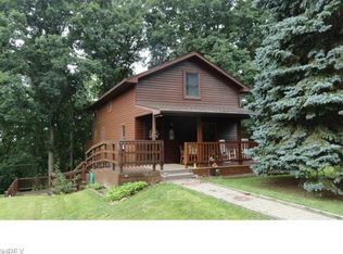 1456 Ridge Rd NE, New Philadelphia, OH 44663