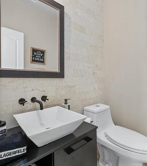 542 Centerbrook Pl — Photo 21