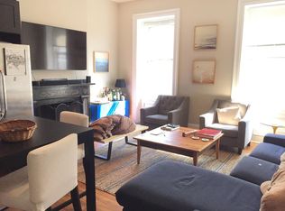 2131 Spruce St APT 3M, Philadelphia, PA 19103