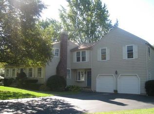 13 Singlefoot Rd, Chelmsford, MA 01824