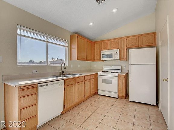 5th image of 2735 Coral Cliffs Ct