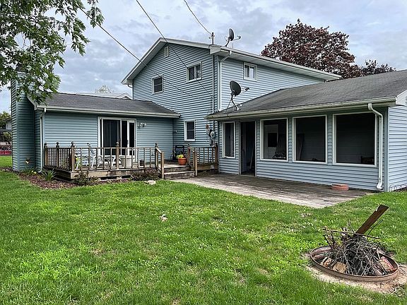 3rd image of 4410 Bradford Dr