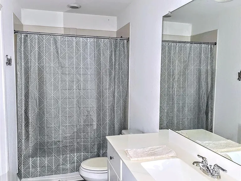 19506 Caymus Dr — Photo 11
