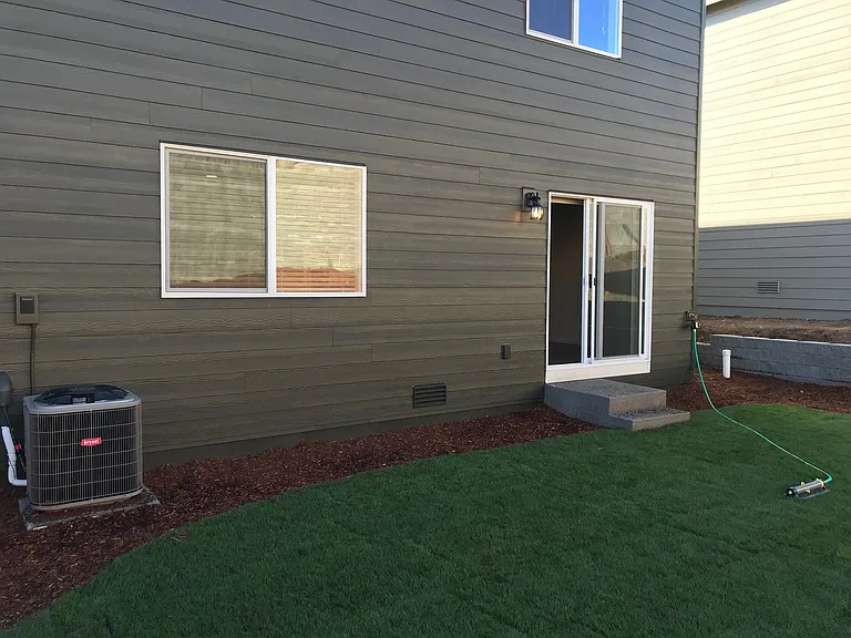 3616 NE Kingbird St — Photo 28
