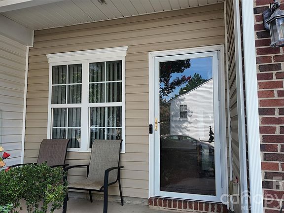 4th image of 539 Delta Dr