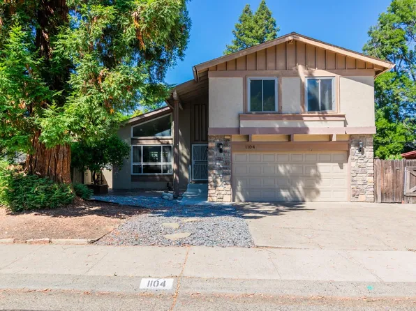 1104 Fairfield Ave, Roseville, CA 95678