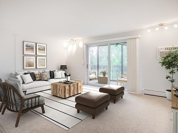 3rd image of 4350 Brookside Ct APT 302