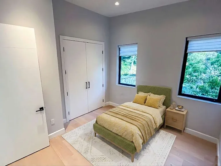 1734 N Beverly Glen Blvd — Photo 29