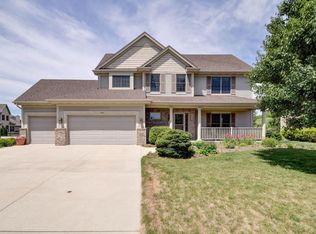 1746 Sunnyslope Dr N, Racine, WI 53406