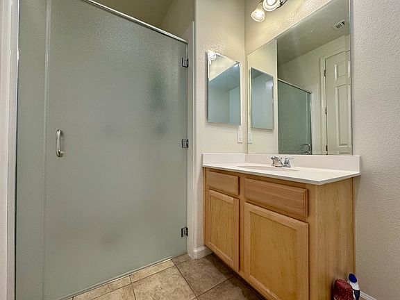 4th image of 1032 Giacomo Ln