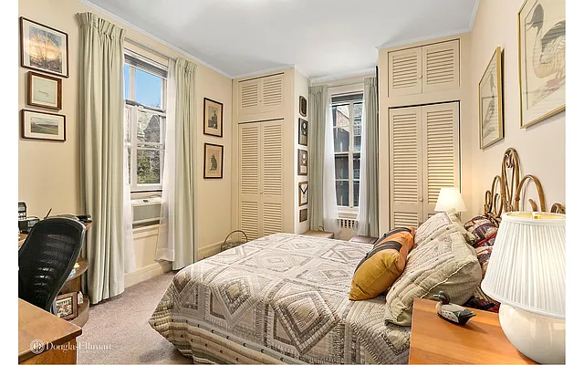 Sold by Douglas Elliman | media 20