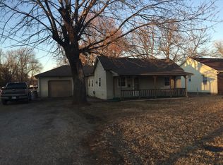 212 W Leighton St, Frontenac, KS 66763