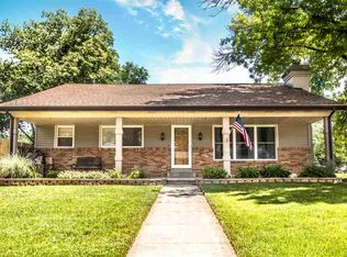 110 Glenridge Dr, East Peoria, IL
