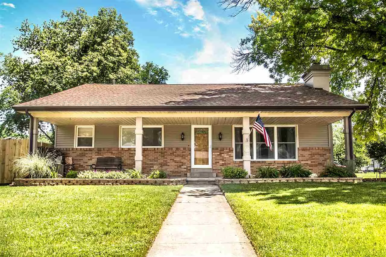 110 Glenridge Dr photo 1