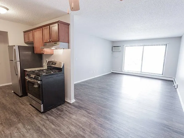 Talus | Kitchen & Living Area