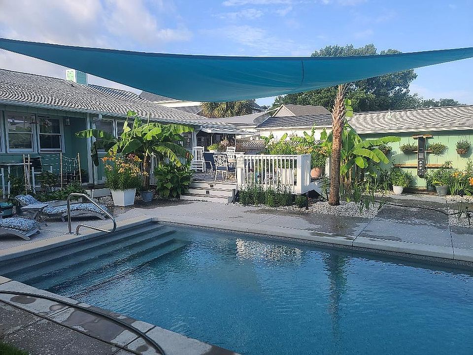 pool area