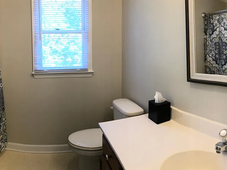 2nd bathroom