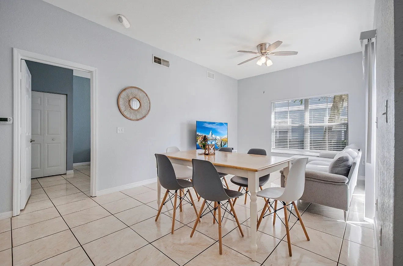 4010 Santa Maria Dr — Photo 4