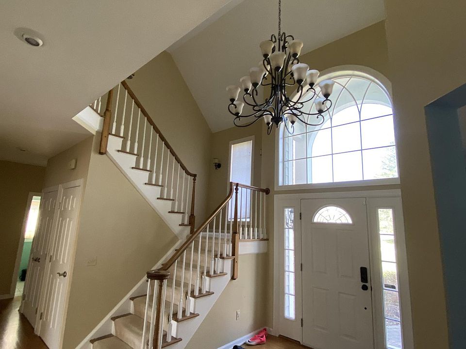 17 Smethwick Ct, Pittsford, NY 14534 Zillow