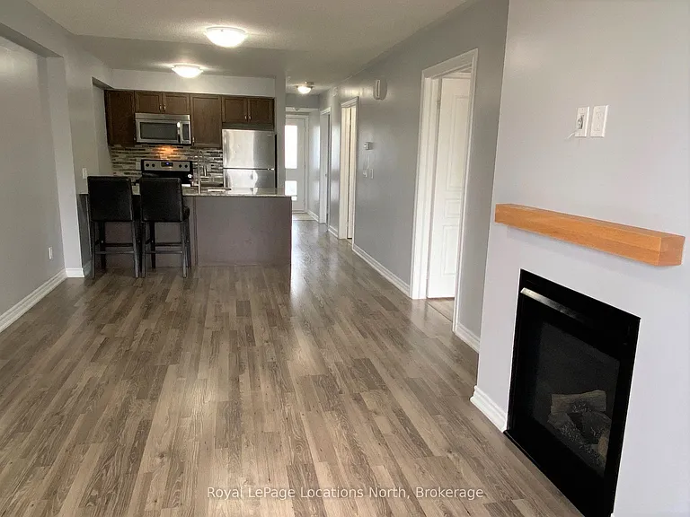 2 Anchorage Cres #203 — Photo 7