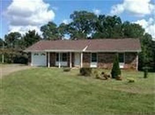 1876 Stonehenge Ct, Hickory, NC 28602