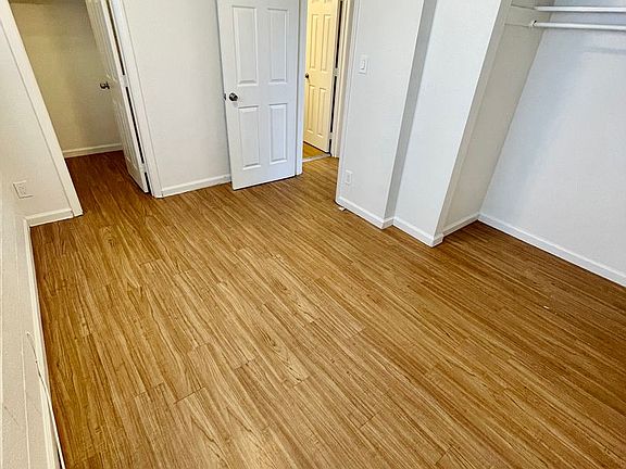 4th image of 1416 F St APT 19